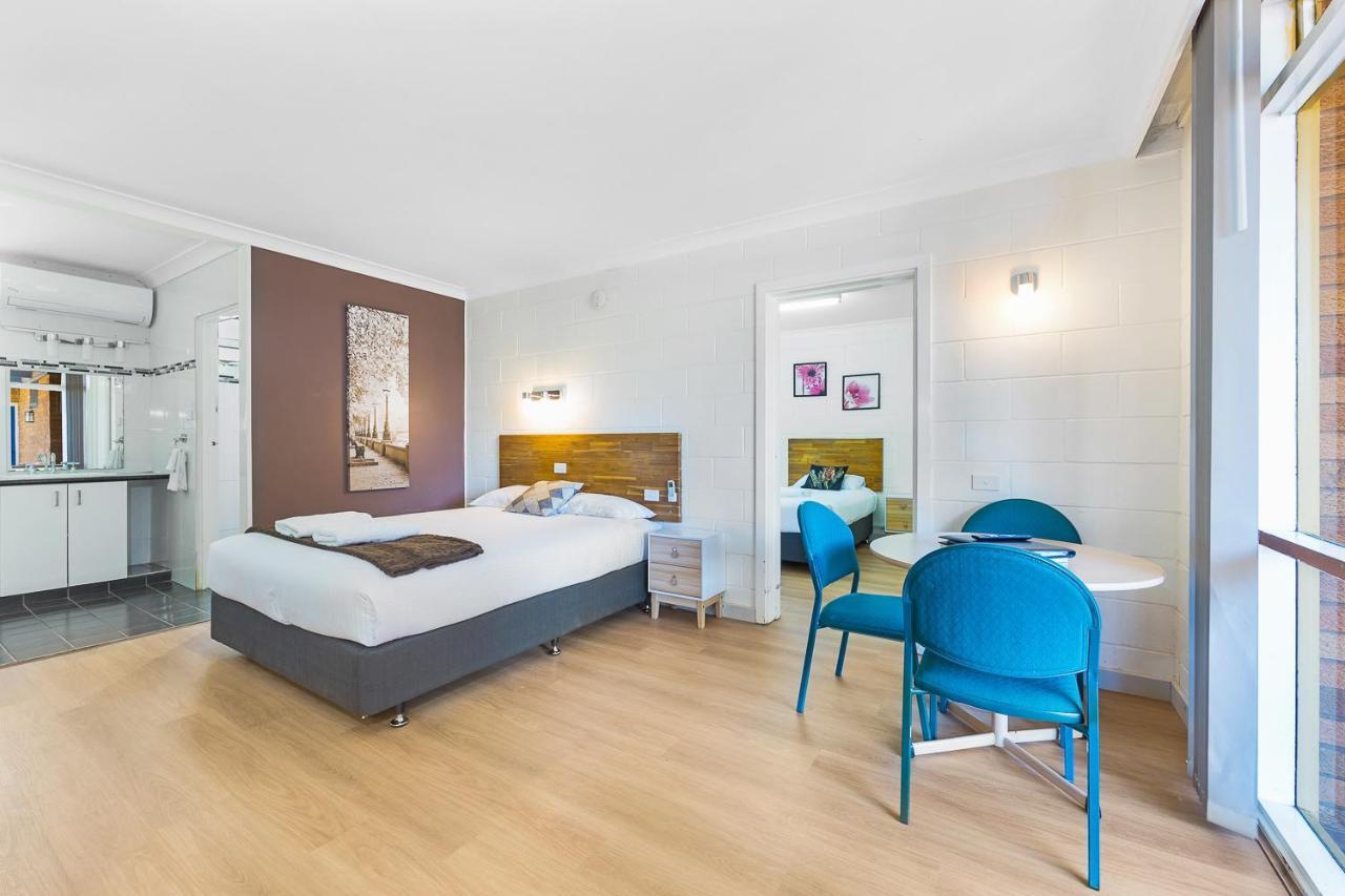 Plainsman Motel Forbes Kültér fotó