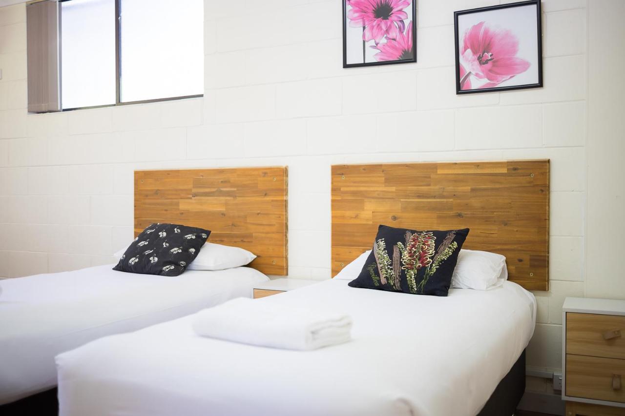 Plainsman Motel Forbes Kültér fotó