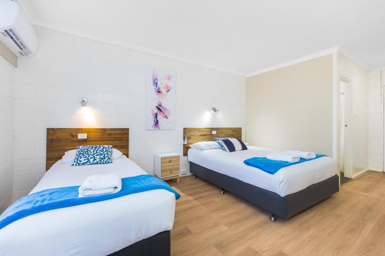Plainsman Motel Forbes Kültér fotó